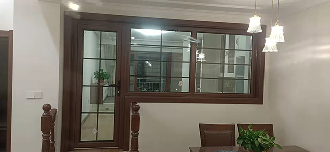 帝王花園室內(nèi)門窗中式風(fēng)格 帝王花園室內(nèi)門窗中式風(fēng)格